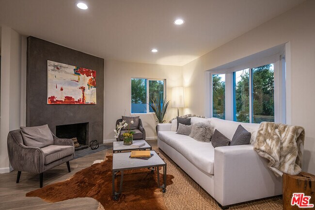 Foto del edificio - 4370 Beck Ave