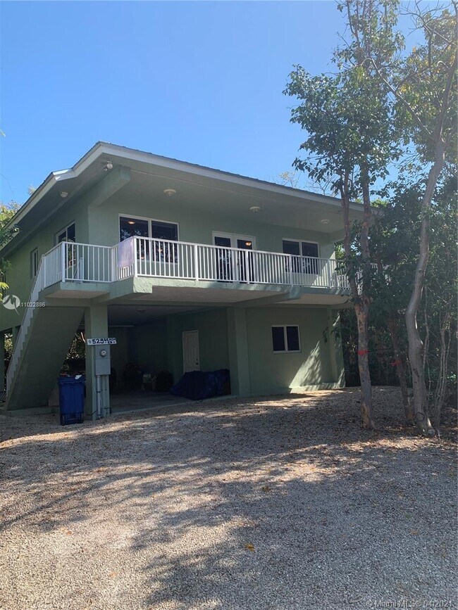 Building Photo - 529 Beach Rd