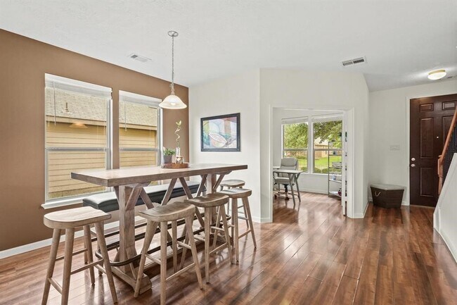 Foto del edificio - 6719 Path Way Ct