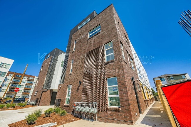 Foto del edificio - 2208 S Albion St