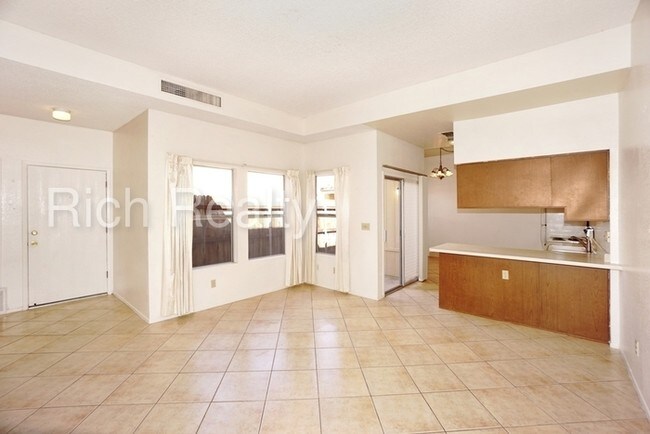 Foto del edificio - 4328 W Pyracantha Dr