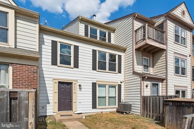 Photo - 7527 Belle Grae Dr Townhome