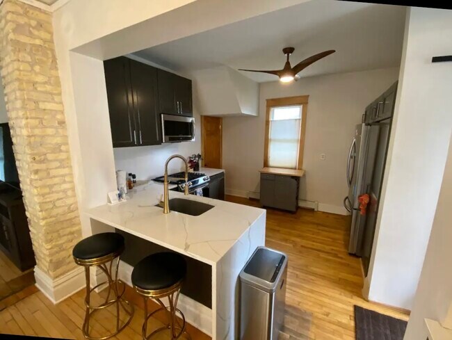 Building Photo - 3446 S New York Ave