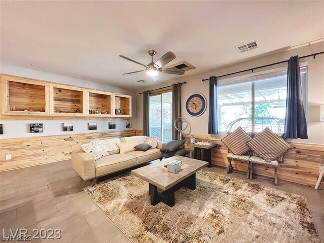 Foto del edificio - 6297 Starflare St