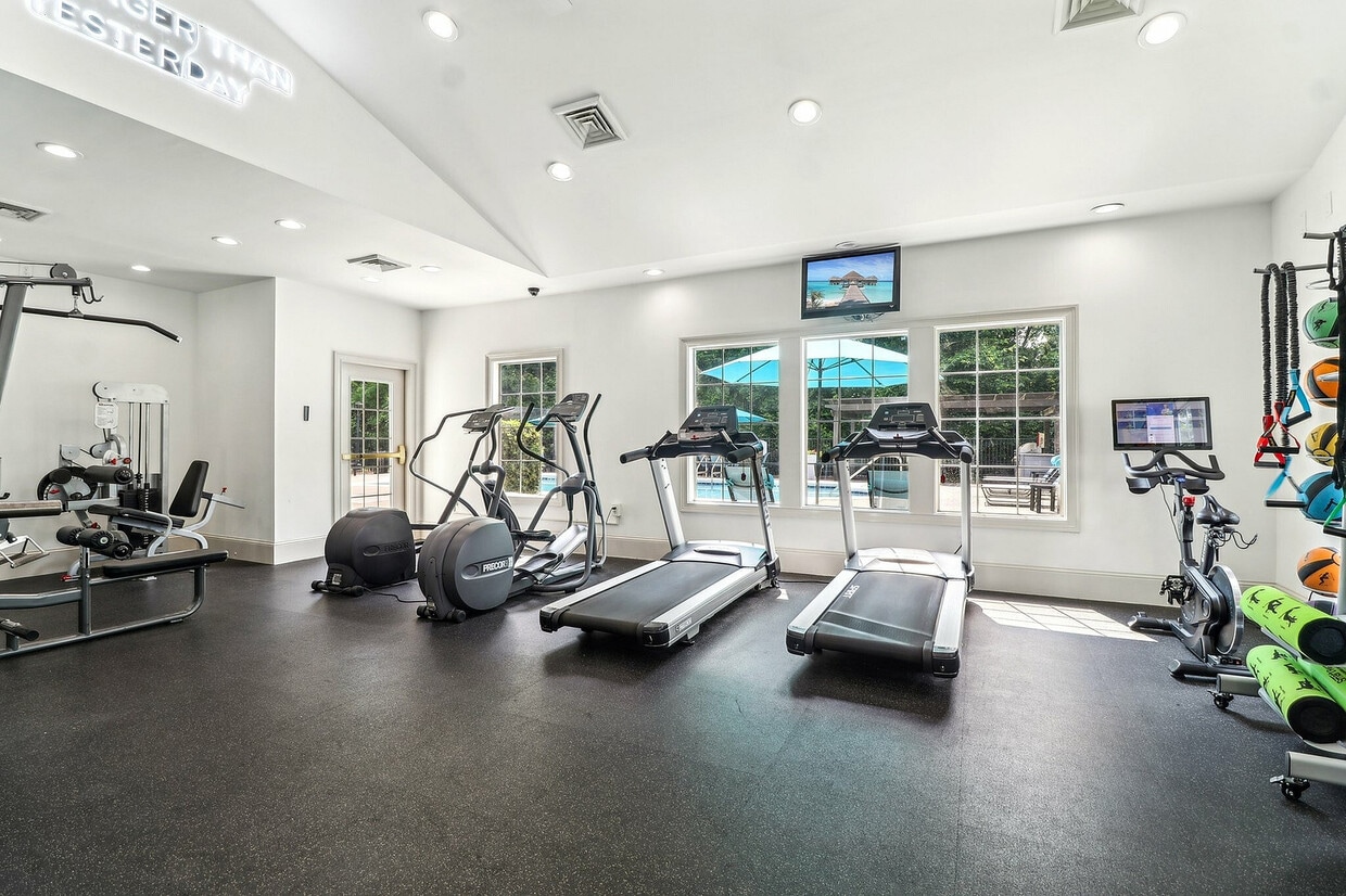 Varia at Oakcrest 1310 Oakcrest Dr Columbia, SC 29223