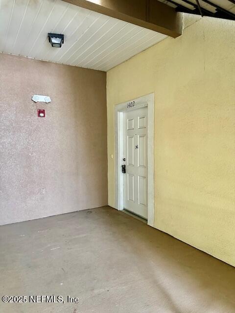 Foto del edificio - 7920 Merrill Rd