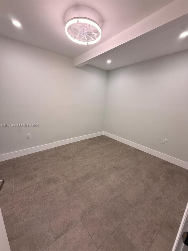 Foto del edificio - 10555 SW 32nd St