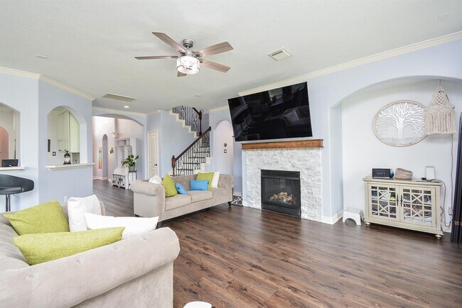 Building Photo - 18131 Blues Point Dr