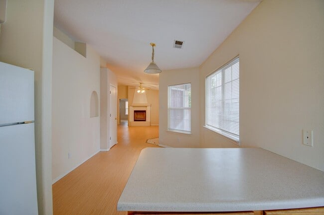 Foto del edificio - 7216 Eagle View Ave NE