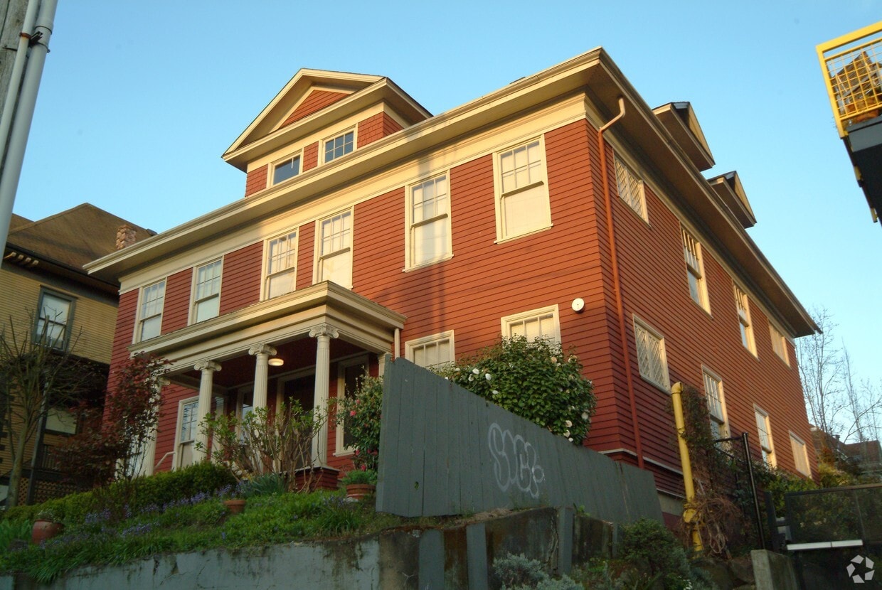 Building Photo - Belboy Apartments