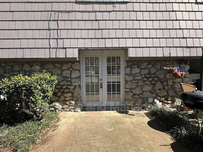 Foto del edificio - 6066 NW Expressway