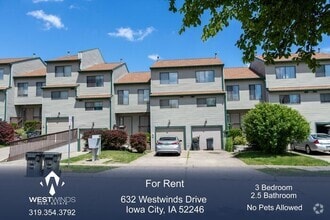 Building Photo - 632 Westwinds Dr