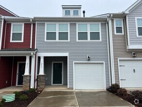 Building Photo - 213 Keel Ln