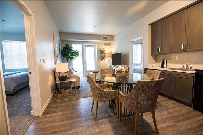 Building Photo - Citrine Apartments