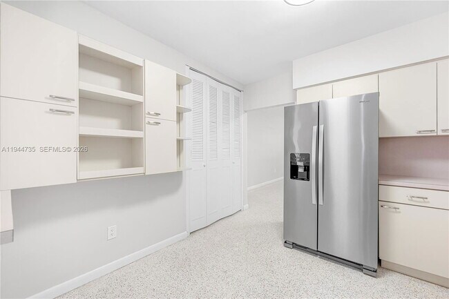 Foto del edificio - 3855 SW 87th Pl