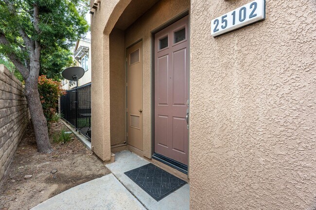Building Photo - 25102 Goodrich court