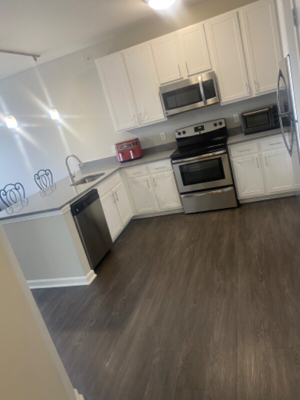 Foto principal - 300 Hamilton St NE