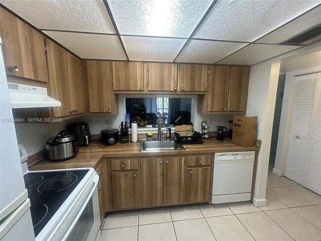 Foto del edificio - 10875 SW 112th Ave