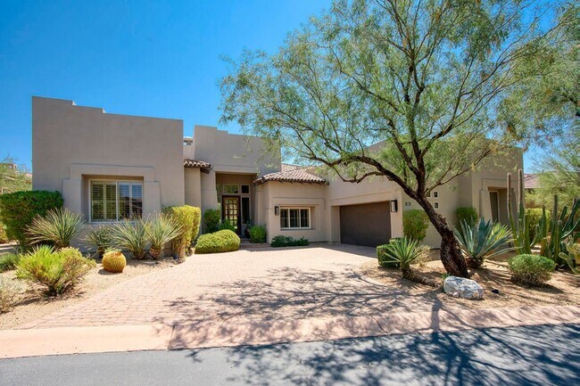 Foto del edificio - 9290 E Thompson Peak Pkwy