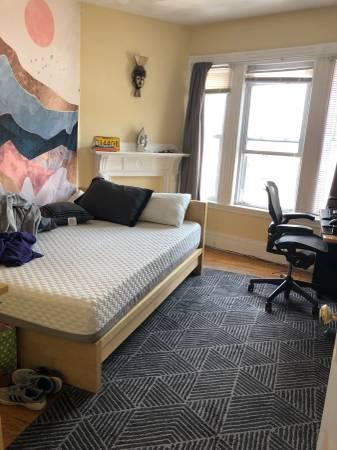 Building Photo - 3.0 bedroom in Somerville Massachusetts 02143