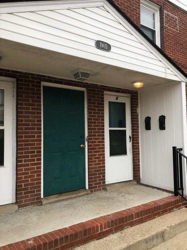 Photo - 1905 Grayland Ave Apartment