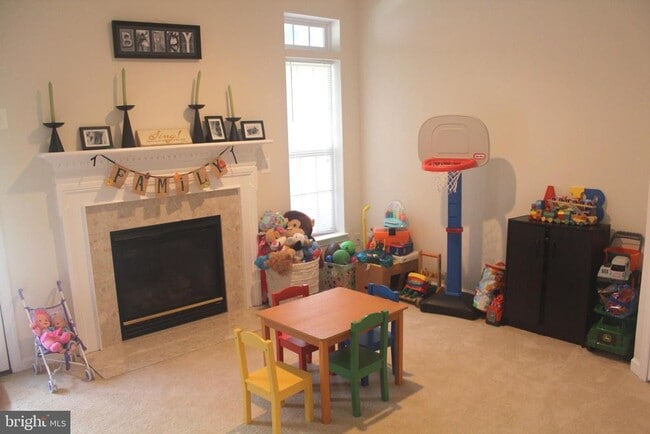 Foto del edificio - 3577 Ellery Cir