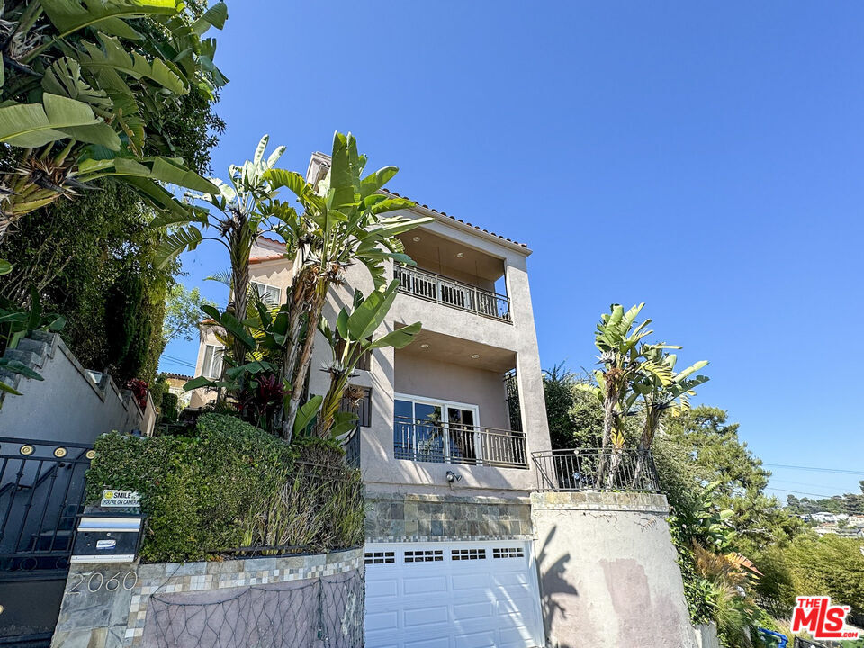 2060 Mayview Dr, Los Angeles, CA 90027 House Rental in Los Angeles