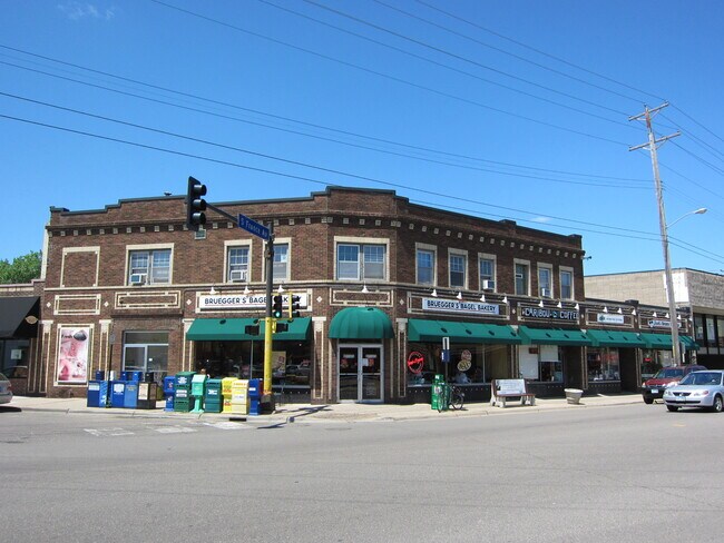 Foto del edificio - 3900 Sunnyside Rd