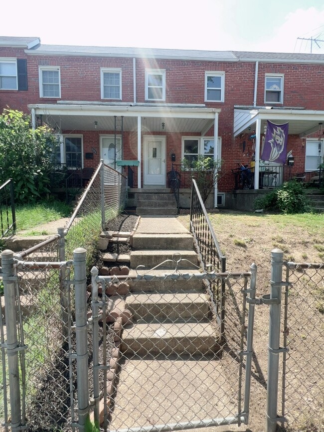 Photo - 526 Parksley Ave House