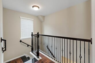 Building Photo - 208 Forest Peak Way