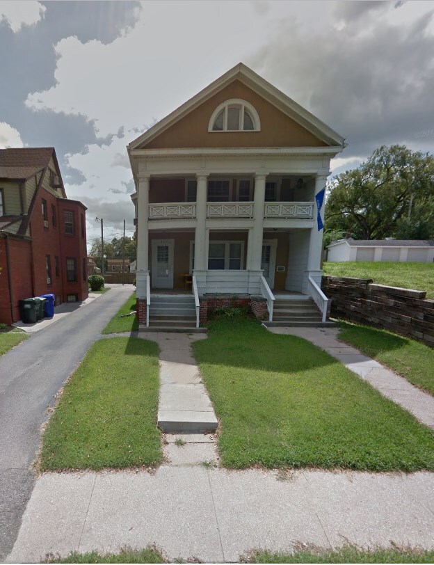 Building Photo - 3315 Cuming St