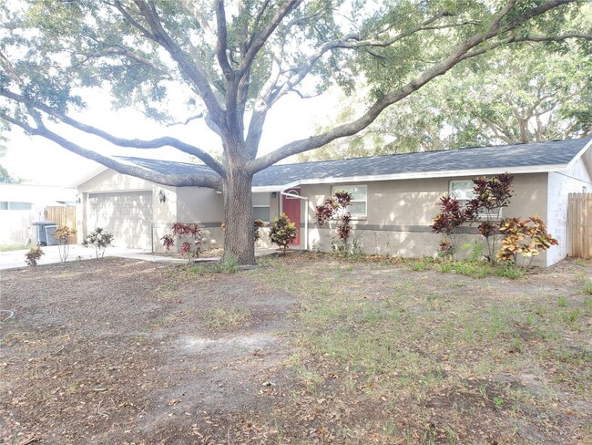 Building Photo - 1714 Fox Run Dr