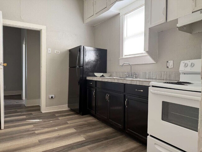 Foto del edificio - Super Affordable 3/2 on the South Side