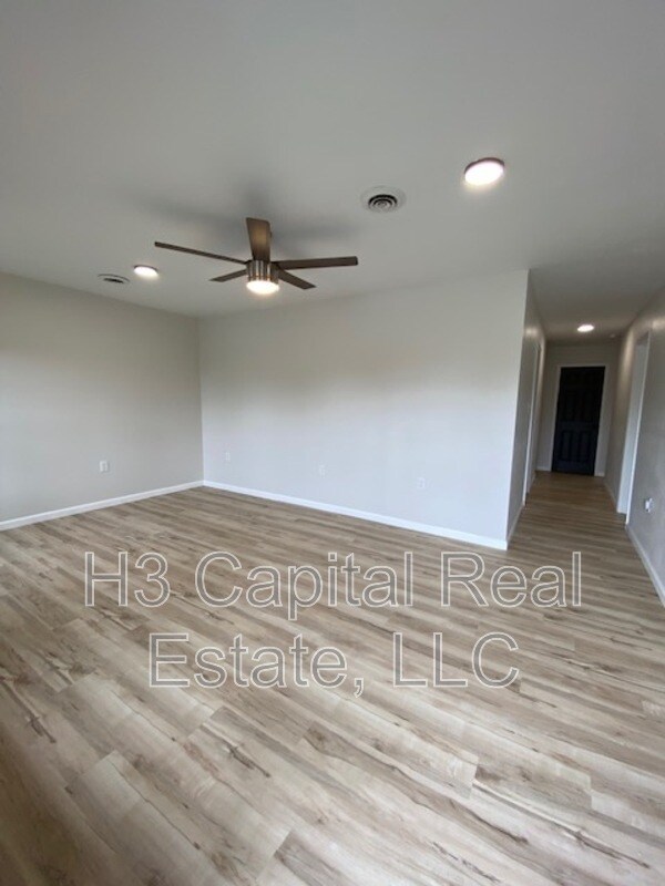 Foto del edificio - 4900 Maryville Rd