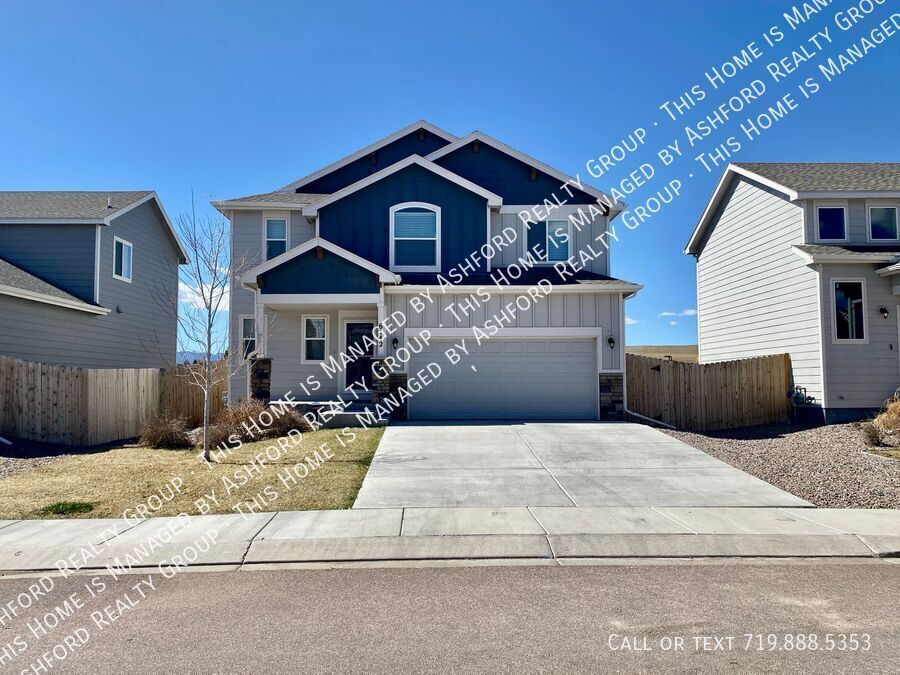 Photo - 6142 Meadowbank Ln-