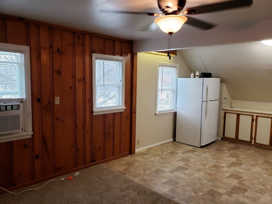 1215 4th Ave SE, Austin, MN 55912 Townhome Rentals in Austin MN