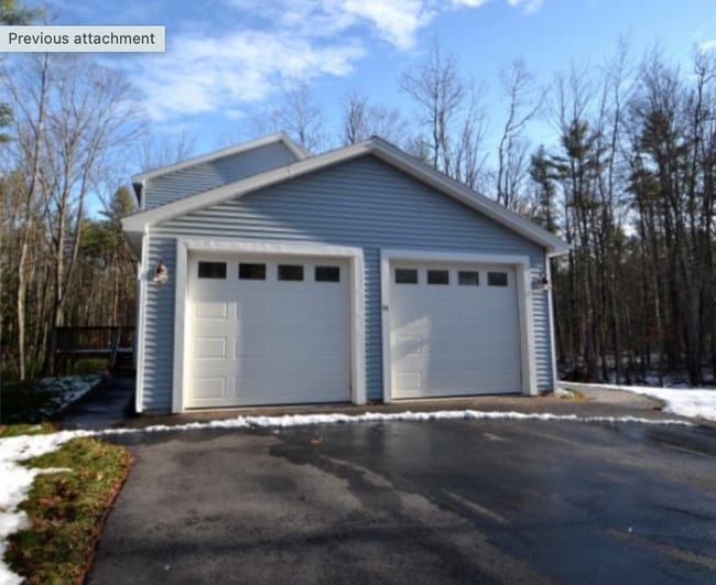 Building Photo - 11 Pinecrest Dr