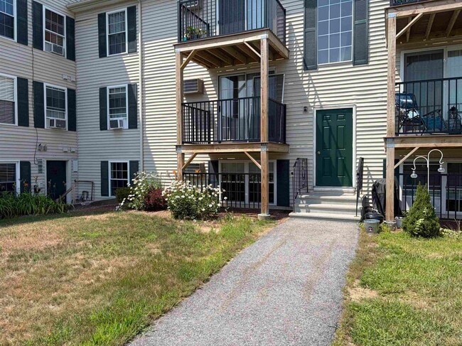 Building Photo - 904 White Cedar Blvd