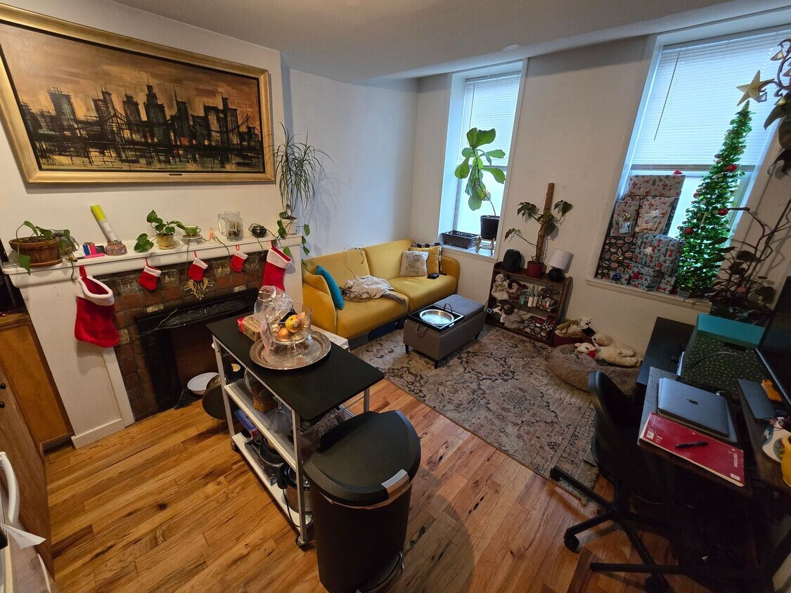 Foto principal - 3024 Richmond St