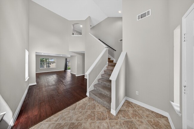 Foto del edificio - 7243 River Pines Dr