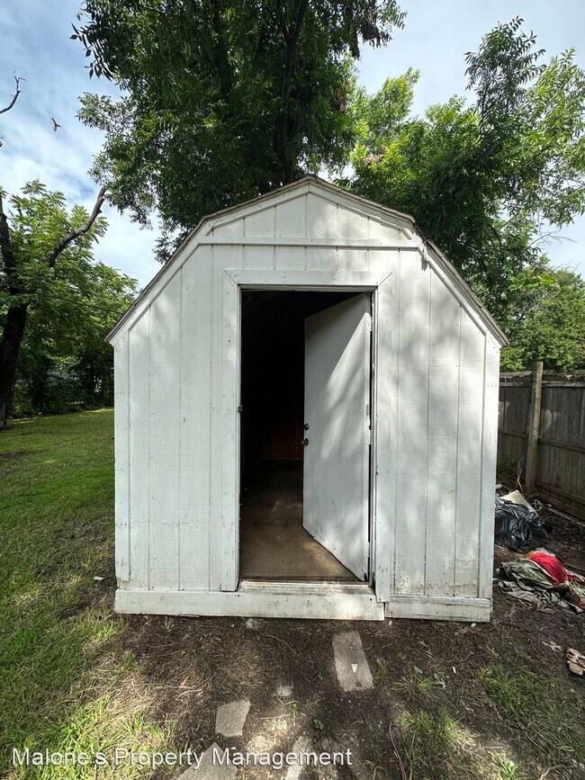 Building Photo - 2 br, 1 bath House - 5005 Asbury Ave.