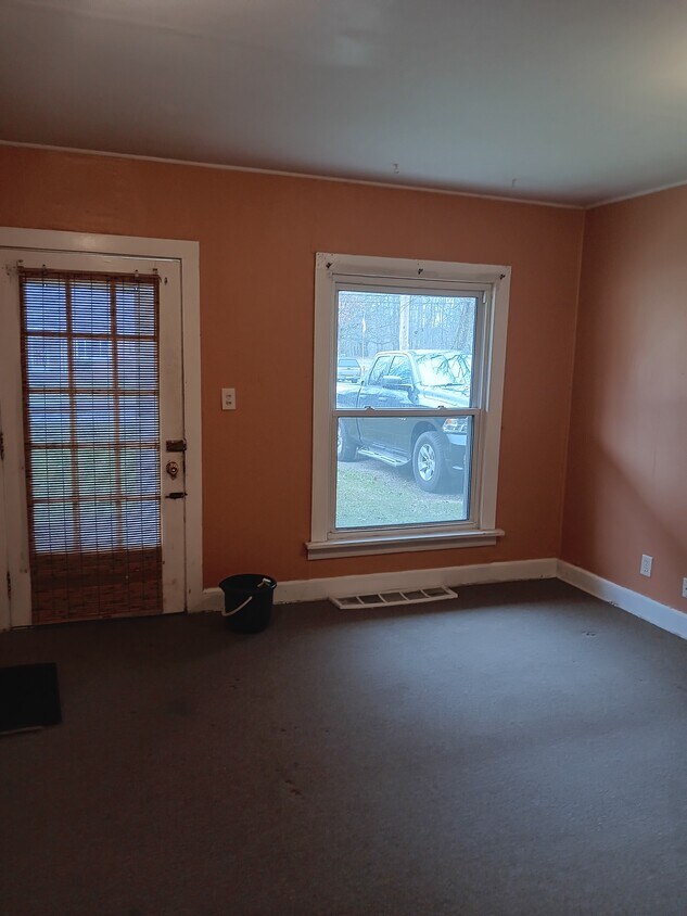 3211 Wadsworth Rd Unit 2, Norton, OH 44203 Apartments in Norton, OH