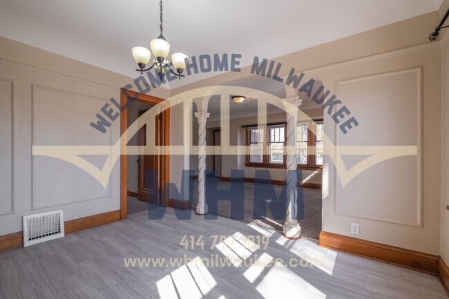 Building Photo - COMING SOON Welcome Home to this Charming ...