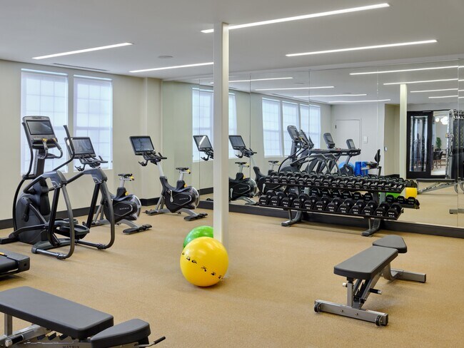 Gimnasio - Ingram Manor Apartments