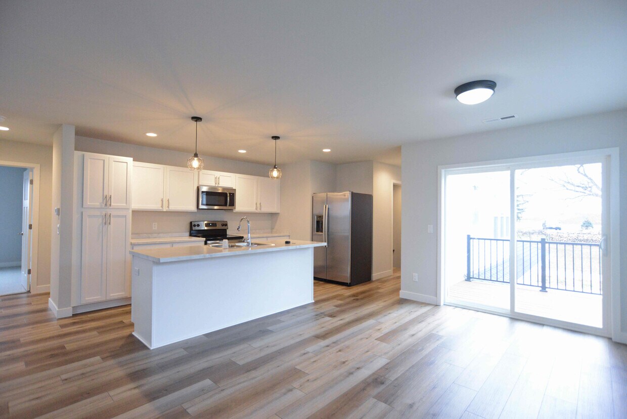 2833 Endive Dr Unit 2, Fitchburg, WI 53711 Condo for Rent in