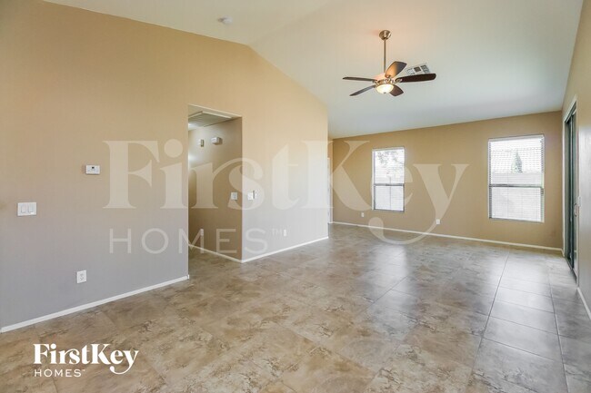 Building Photo - 4270 E Amarillo Dr