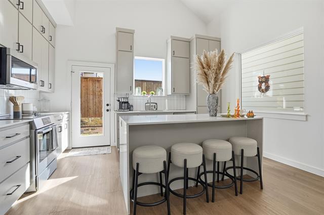 Foto del edificio - 1301 Tillery Ct