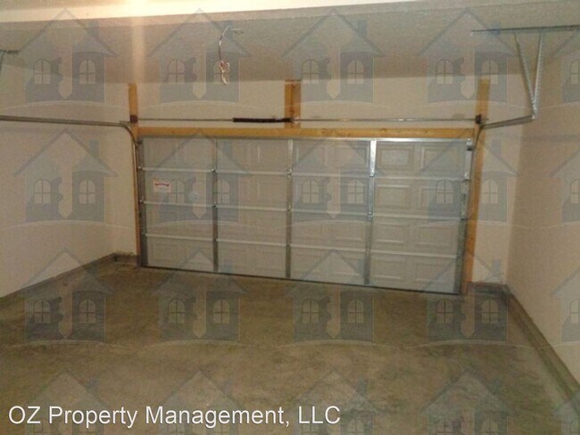Building Photo - 4 br, 2.5 bath House - 406 Herbert Avenue