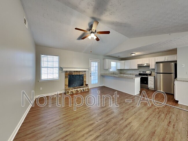 Foto del edificio - 375 Mountainview Dr