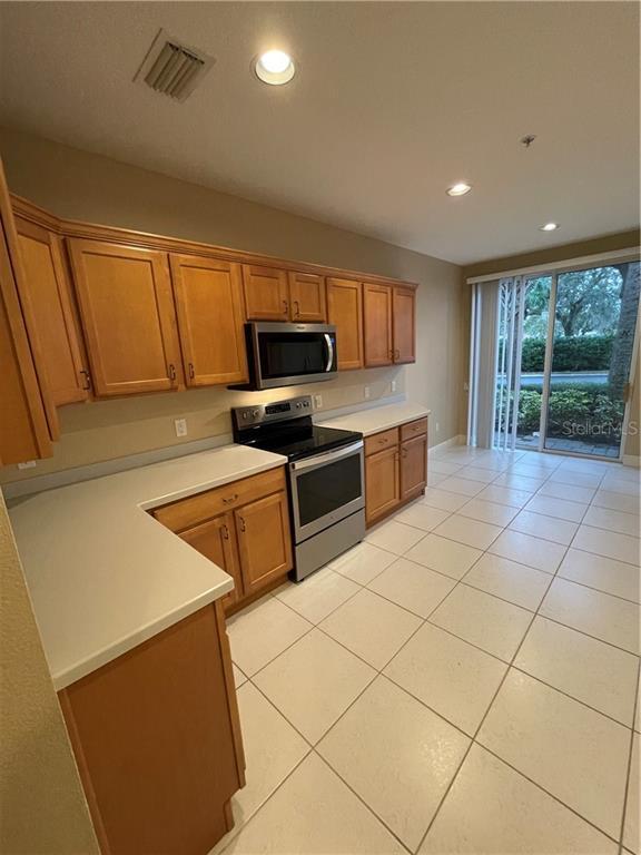 Foto del edificio - 6552 Moorings Point Cir
